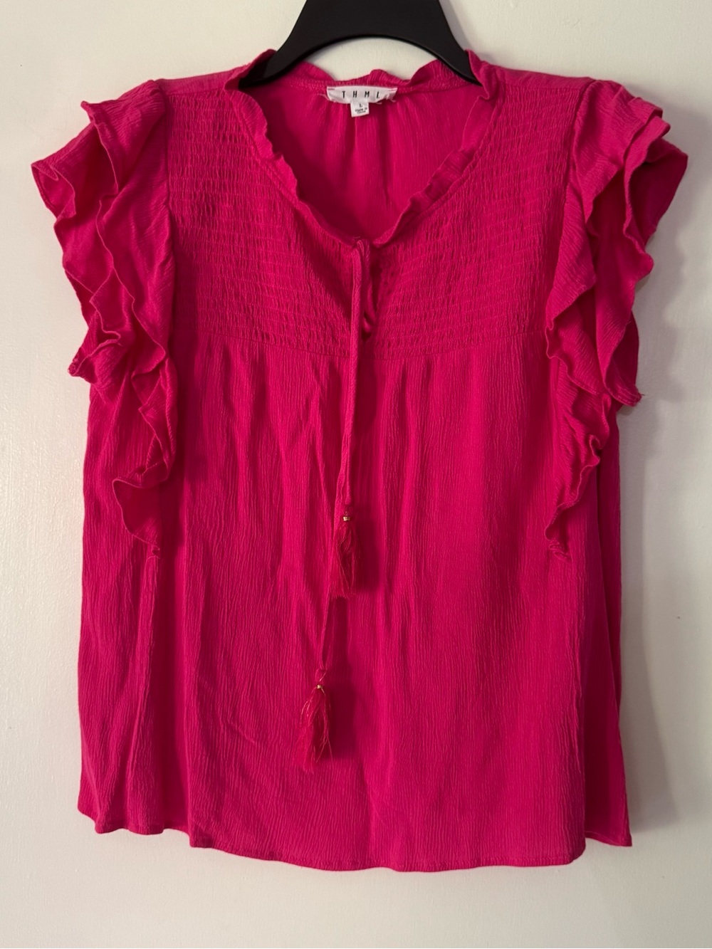 THML Hot Pink Flutter Sleeve Blouse Ruffle Neck Tassel Tie Front Women’s Large